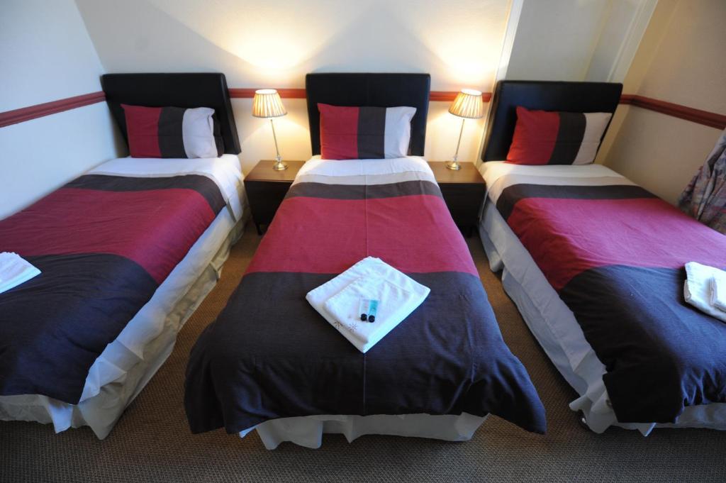 The Thistle House EDI Room photo